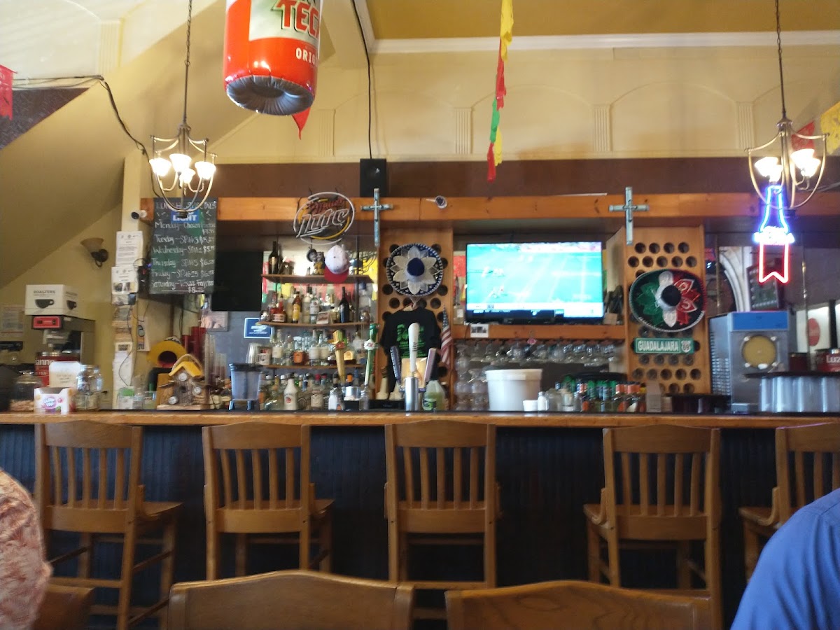El Parian Mexican Bar & Grill - Photo 7