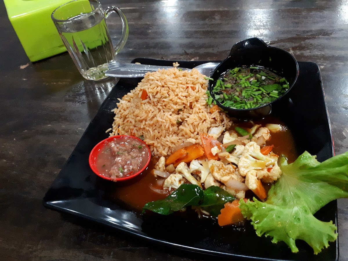 Awan Tomyam - Photo 3