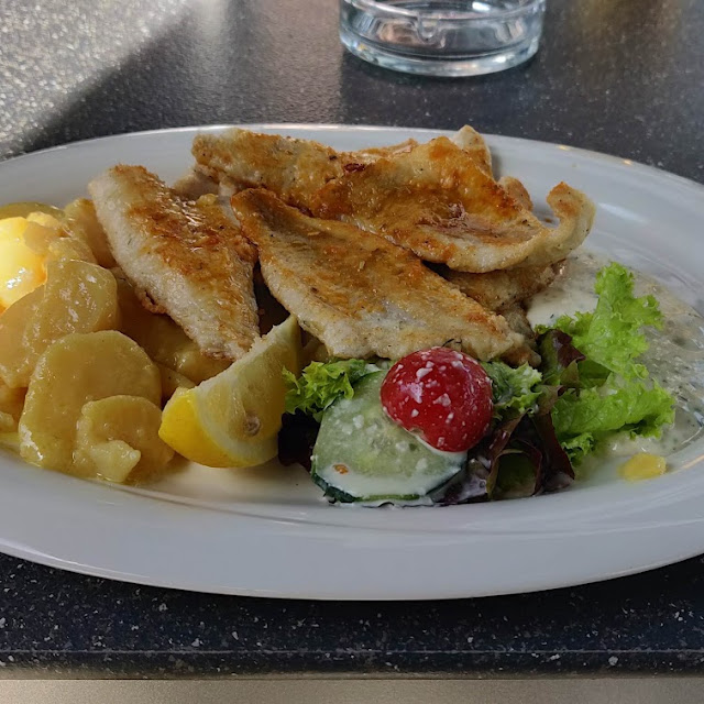 Kretze Mit Kartoffelsalat