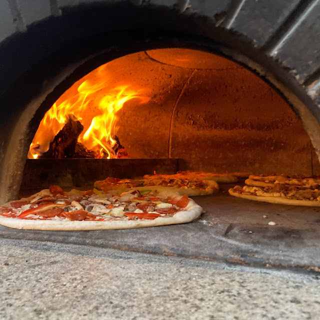 The Queen Pizza