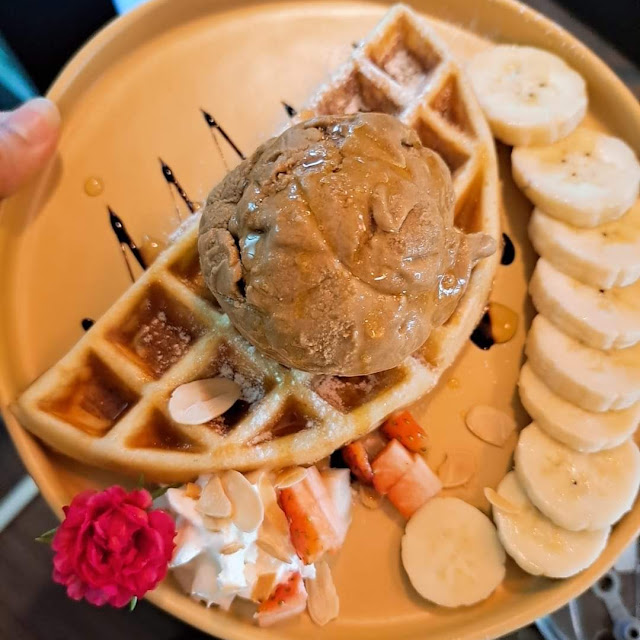 Waffle Ice Cream