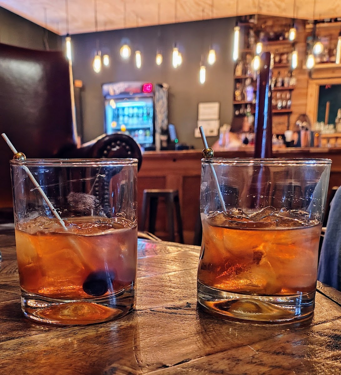 Whiskey Palm - Photo 2