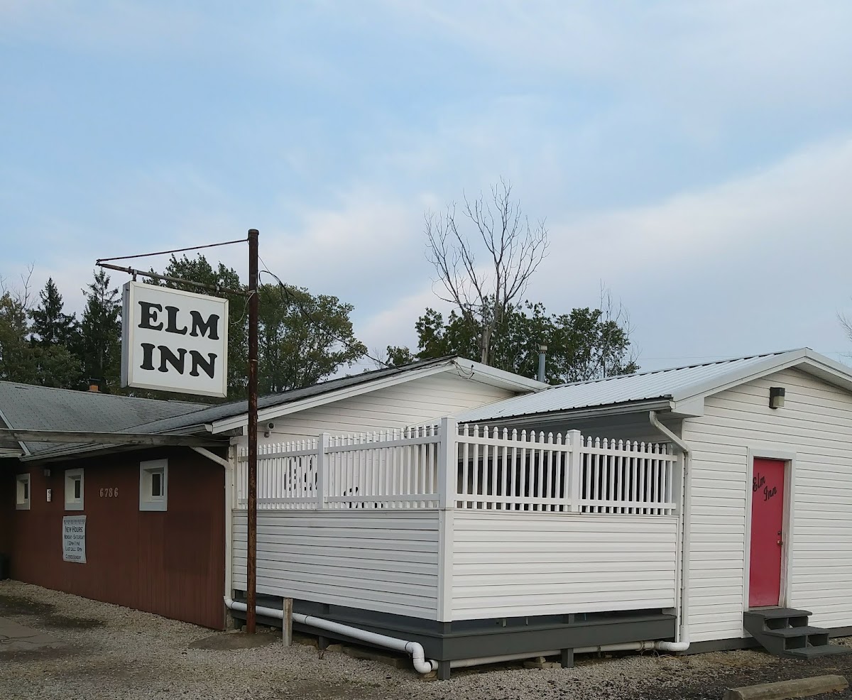 Elm Inn - Photo 2
