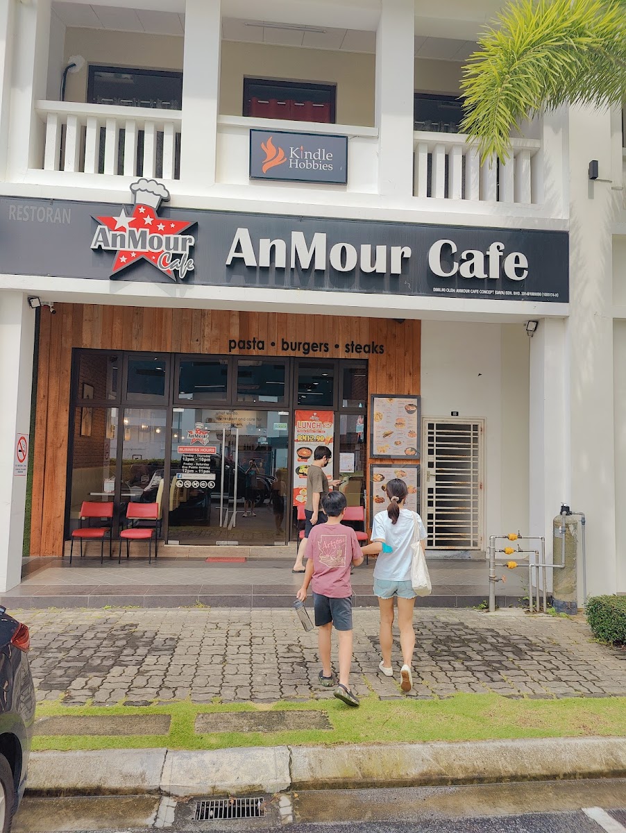 Anmour Cafe Eko Botani