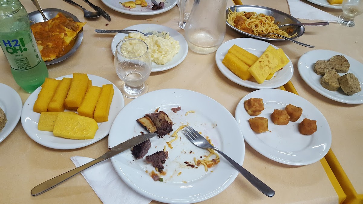 Restaurante e Pizzaria Clube União - Photo 9