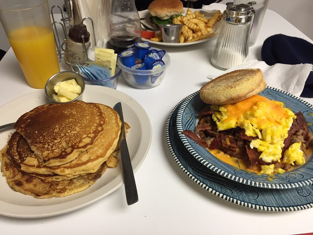 Double B Farm Country Store & Café - Photo 5