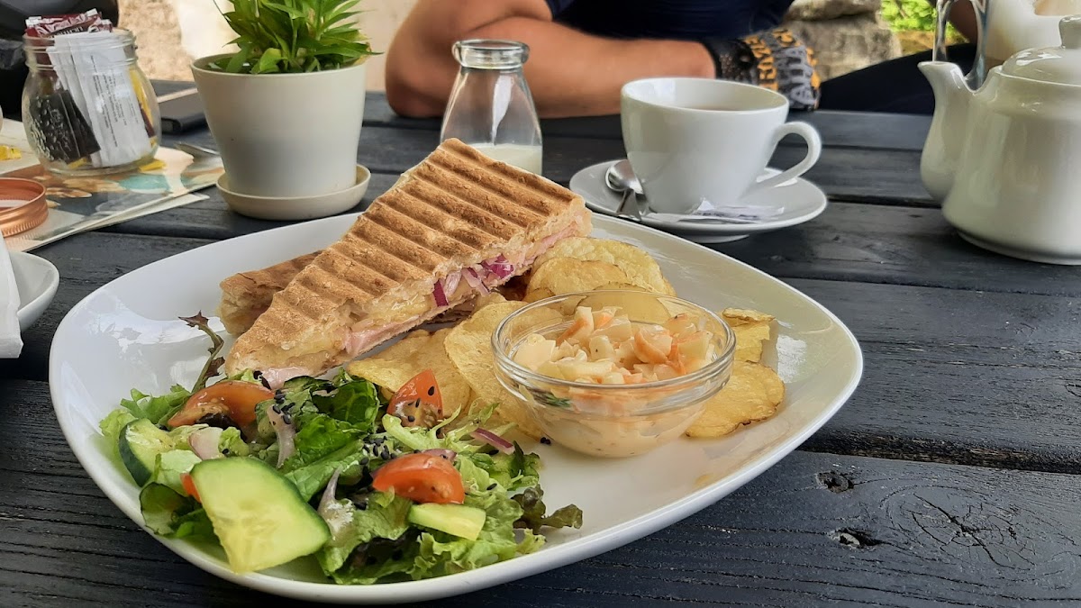 Dusty Millers Tea Rooms - Photo 8