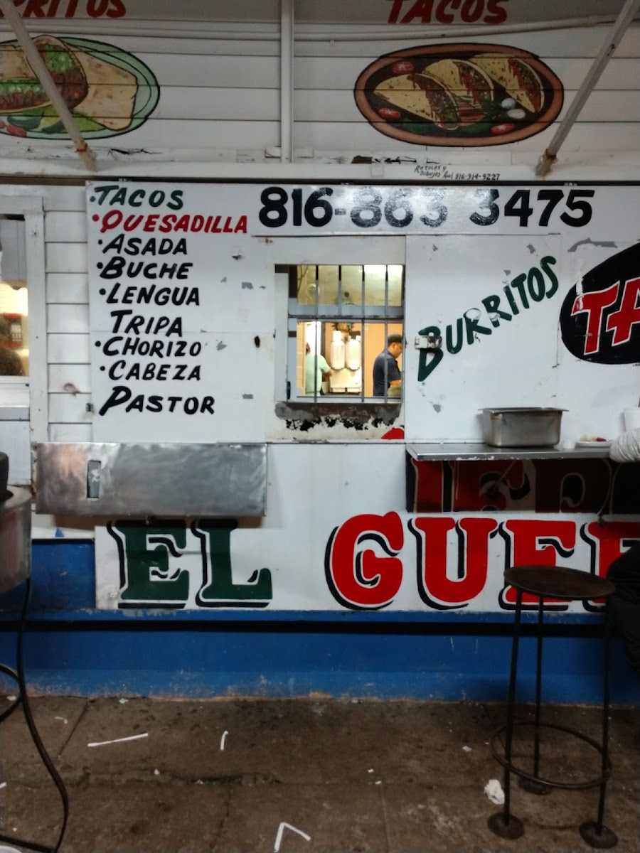 Tacos El Güero - Photo 4