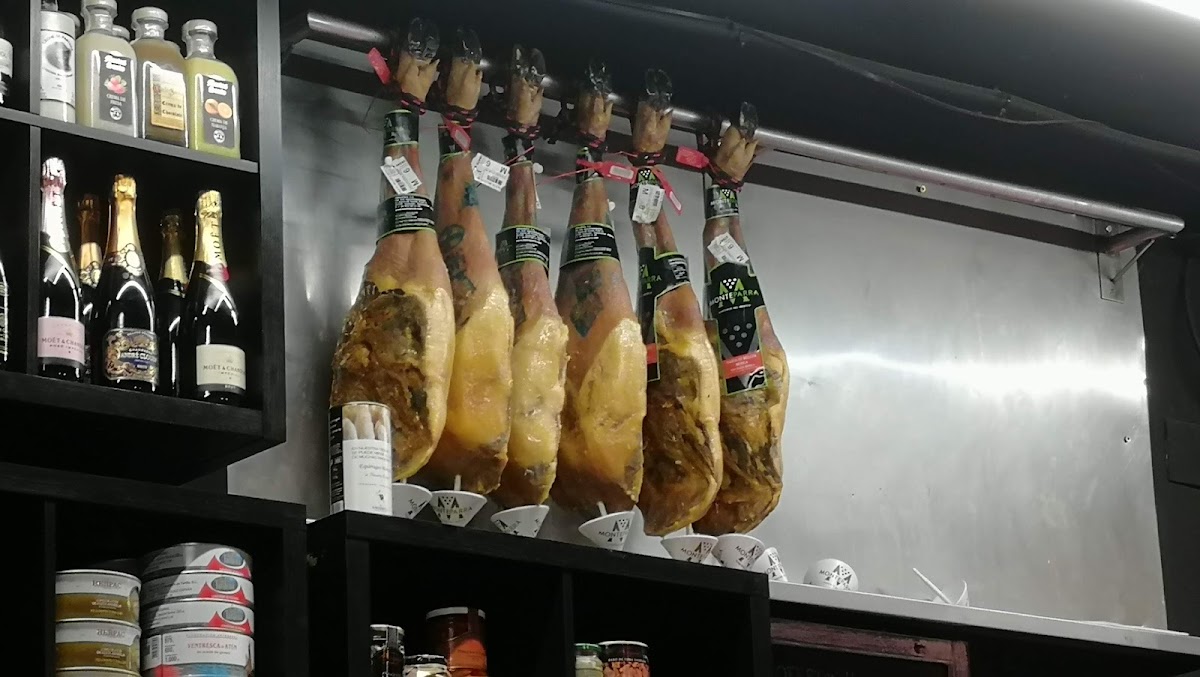 Cafeteria Aromas de San Roman - Photo 9
