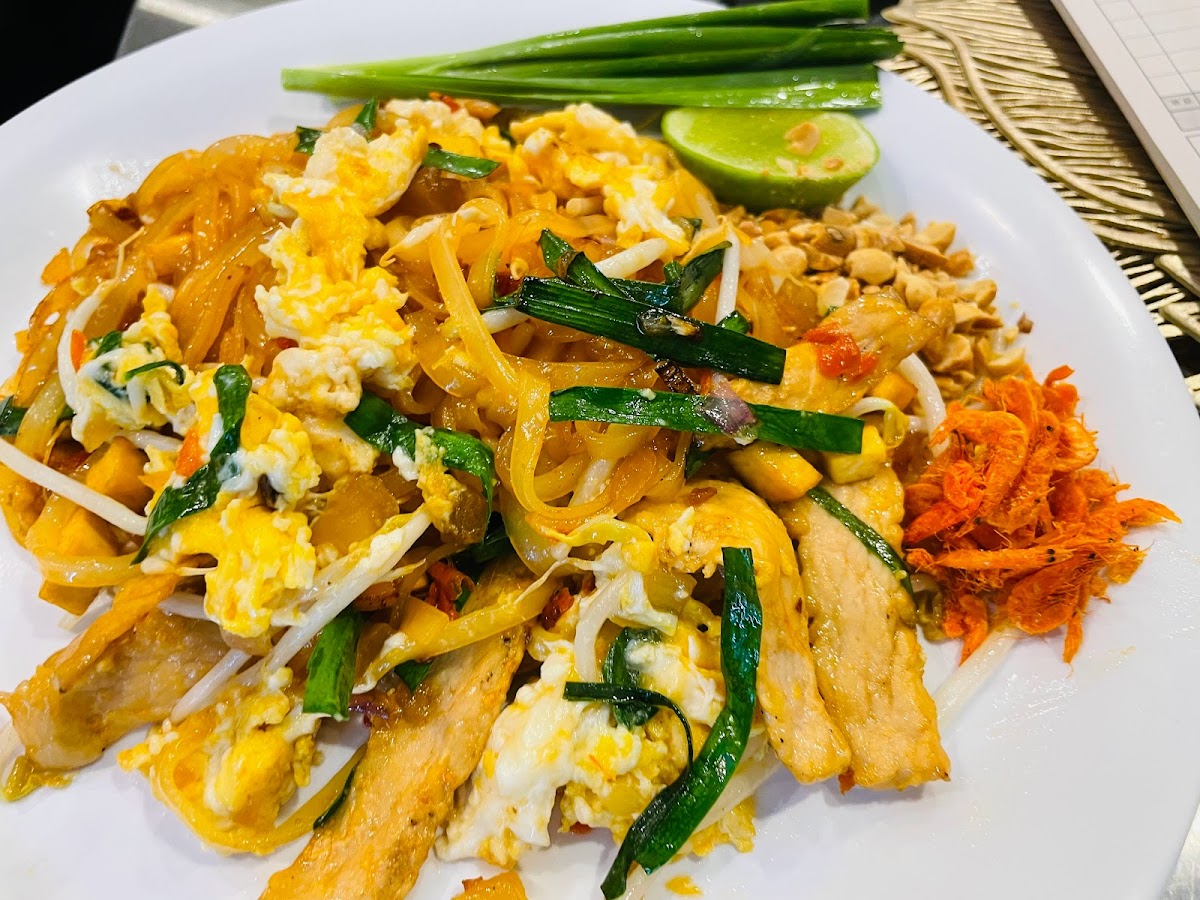 'Nalu Nani' Cafe Bar & Thai Restaurant - Photo 1
