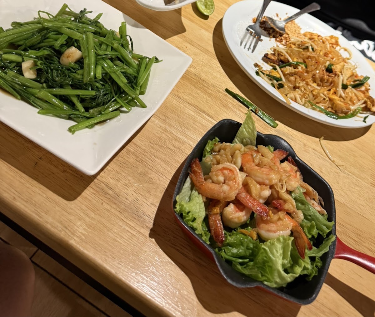 'Nalu Nani' Cafe Bar & Thai Restaurant - Photo 2