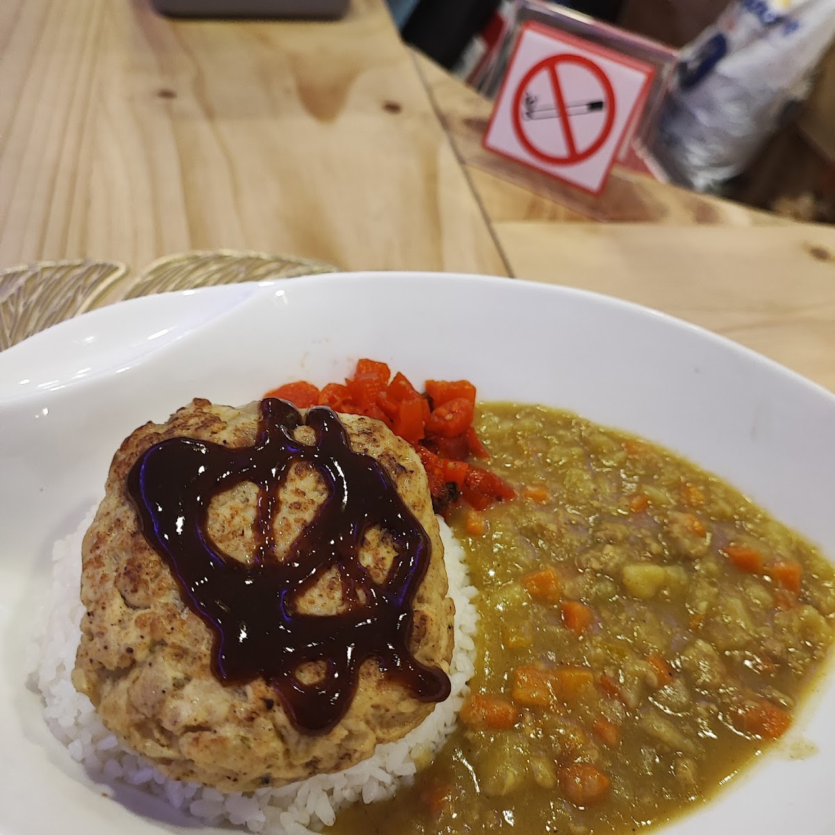 'Nalu Nani' Cafe Bar & Thai Restaurant - Photo 7