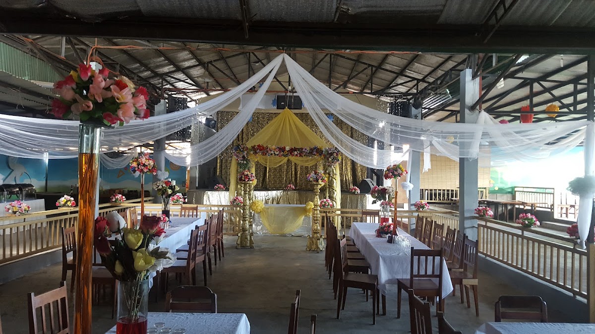 Hapag Luntian Restobar - Photo 2