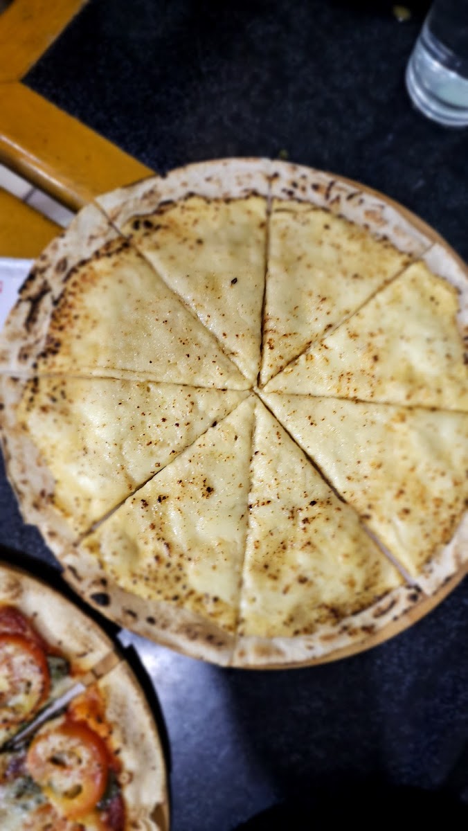 Hapag Luntian Restobar - Photo 4