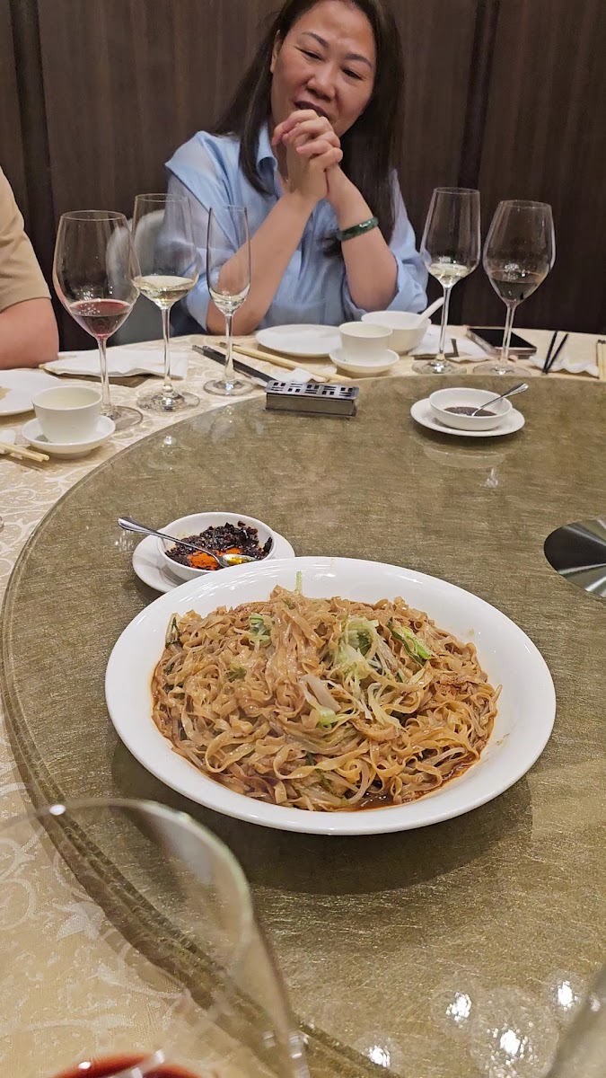 Hau Tak Restaurant - Photo 1