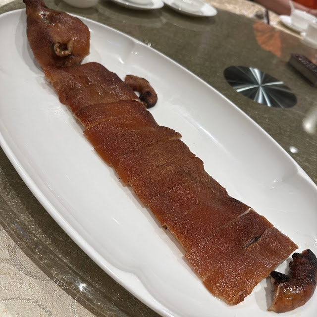 金陵脆皮乳豬