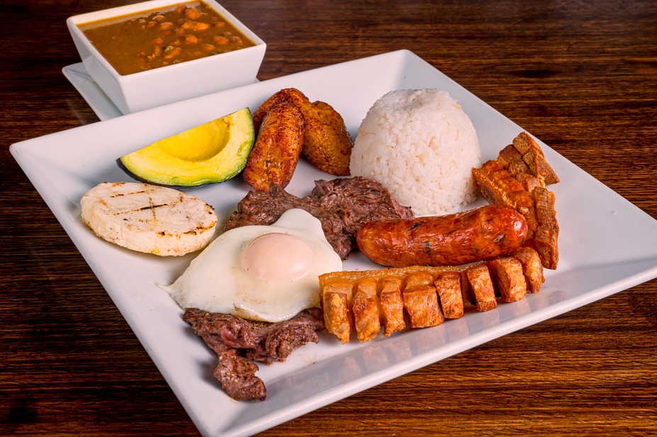 Don Matias Restaurant Sunrise - Photo 4