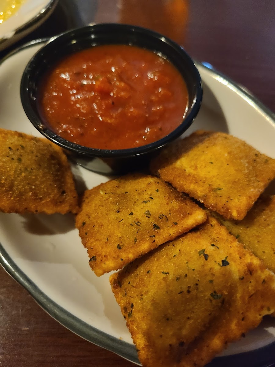 Alongi's Italian Restaurant - Photo 9