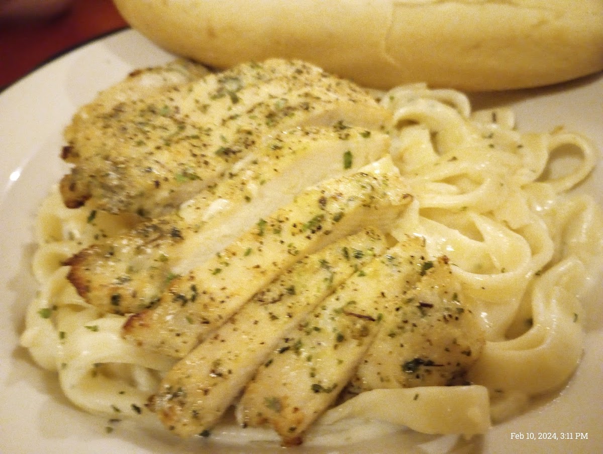 Alongi's Italian Restaurant - Photo 5