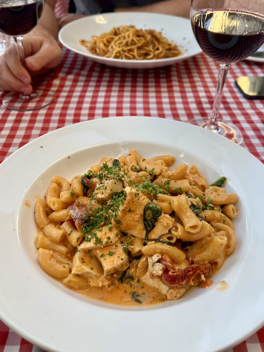 Lombardi’s Ristorante - Photo 3