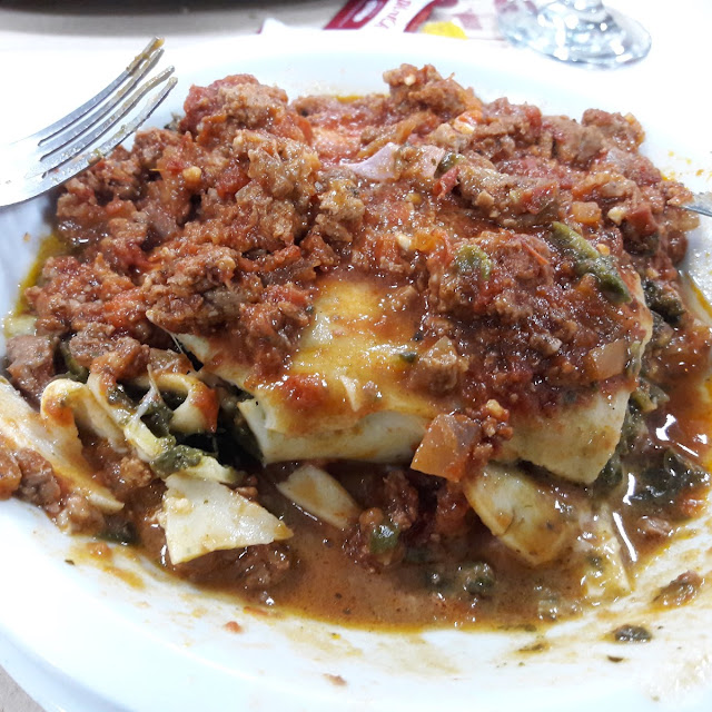 Lasagna Con Salsa Bolognesa Y Crema