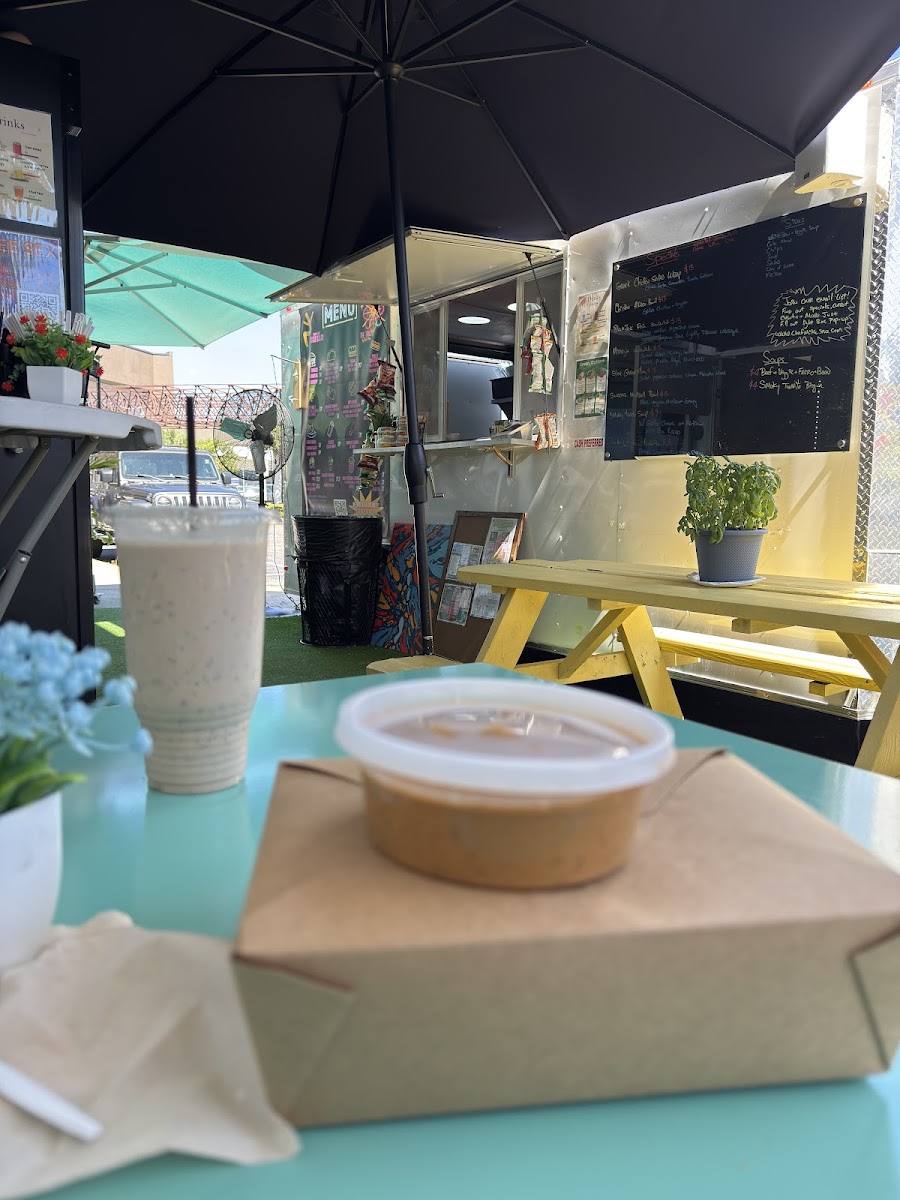 The Truck by Chef Mike - Photo 4