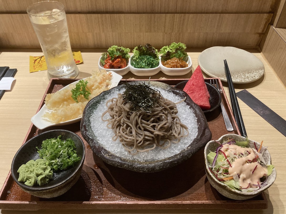Wa Zen Japanese Restaurant - Photo 2