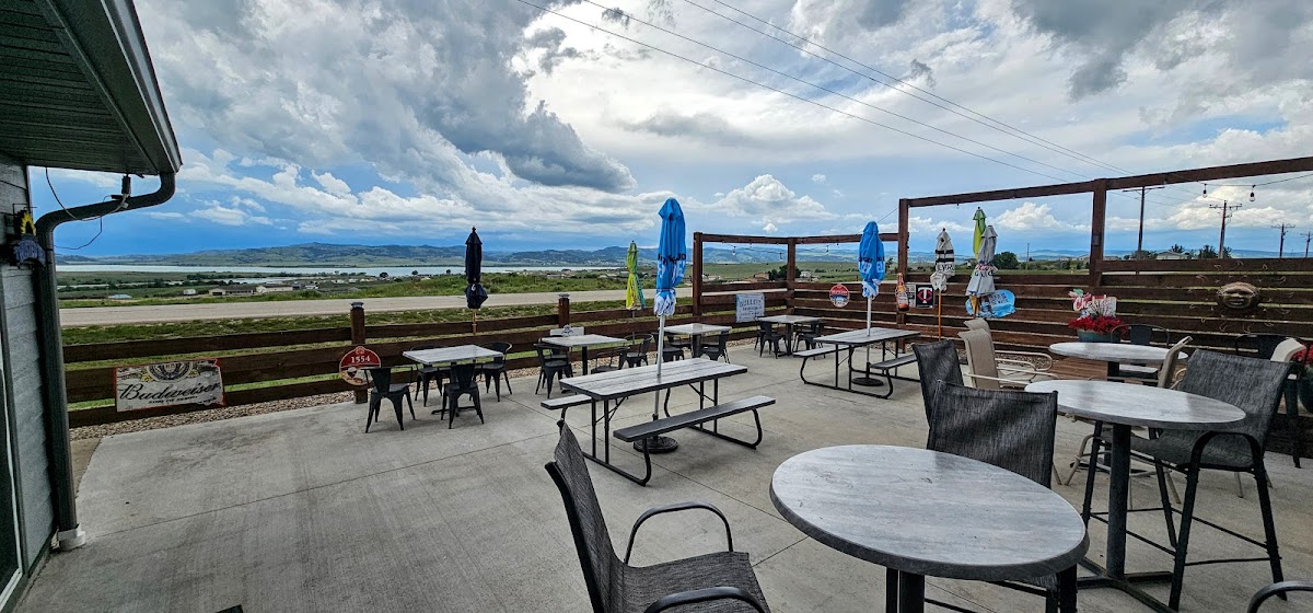 Pirate's Pub and Convenience Store - Photo 3