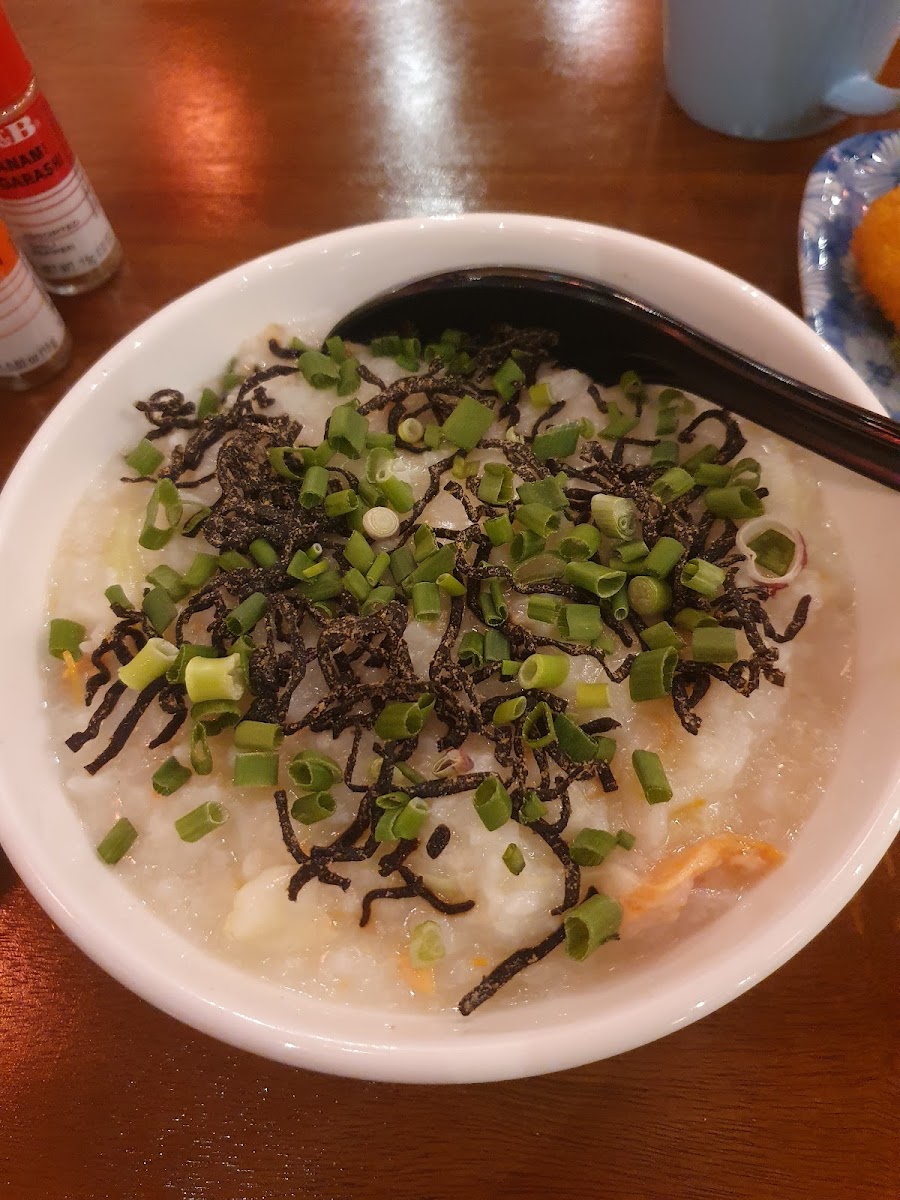 SHOU JAPANESE RESTAURANT - Photo 4
