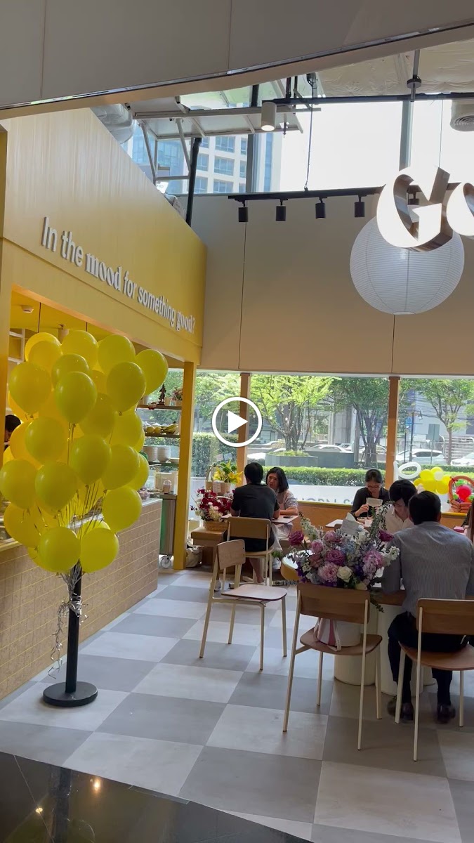 Good Roots Sathorn