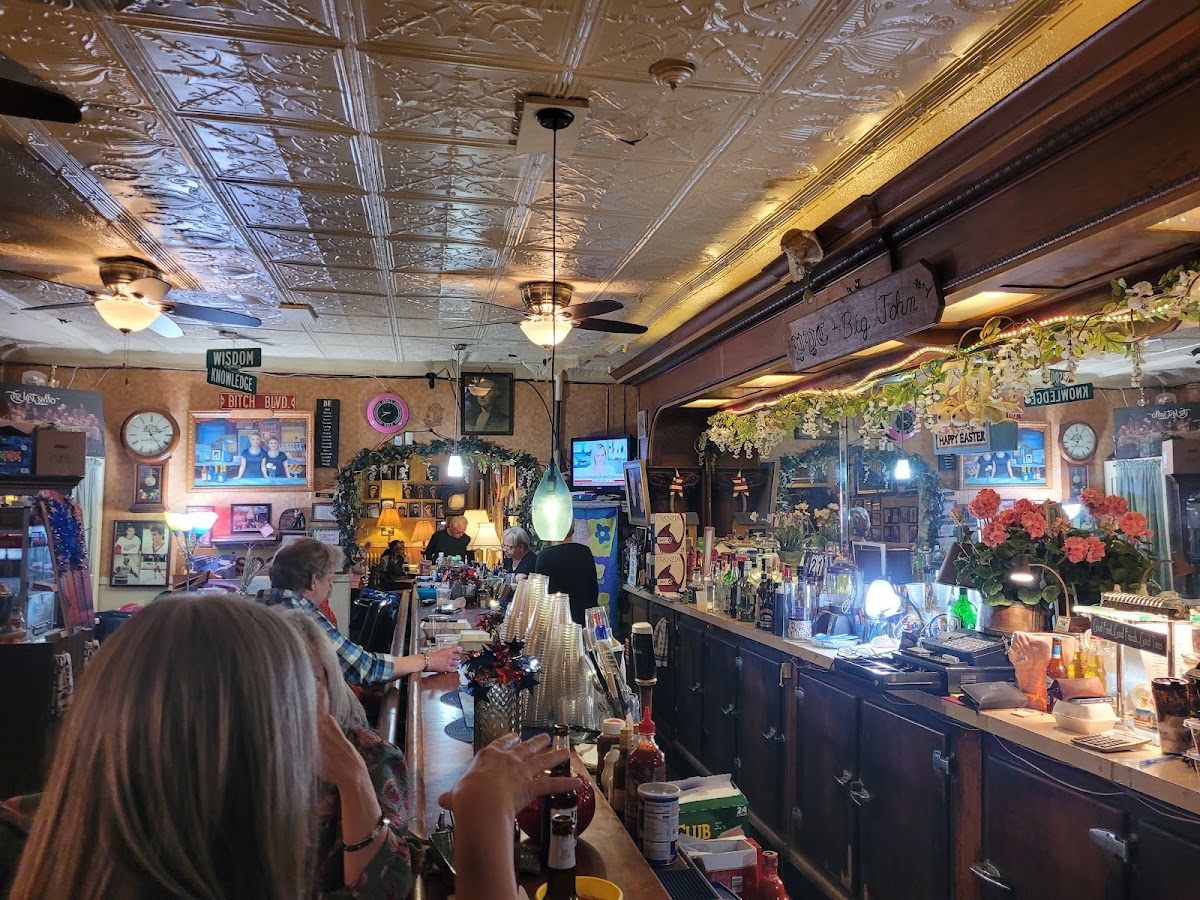 Ivanhoe Cafe
