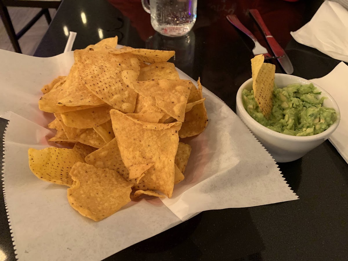 Tacos N Beer taqueria - Photo 8