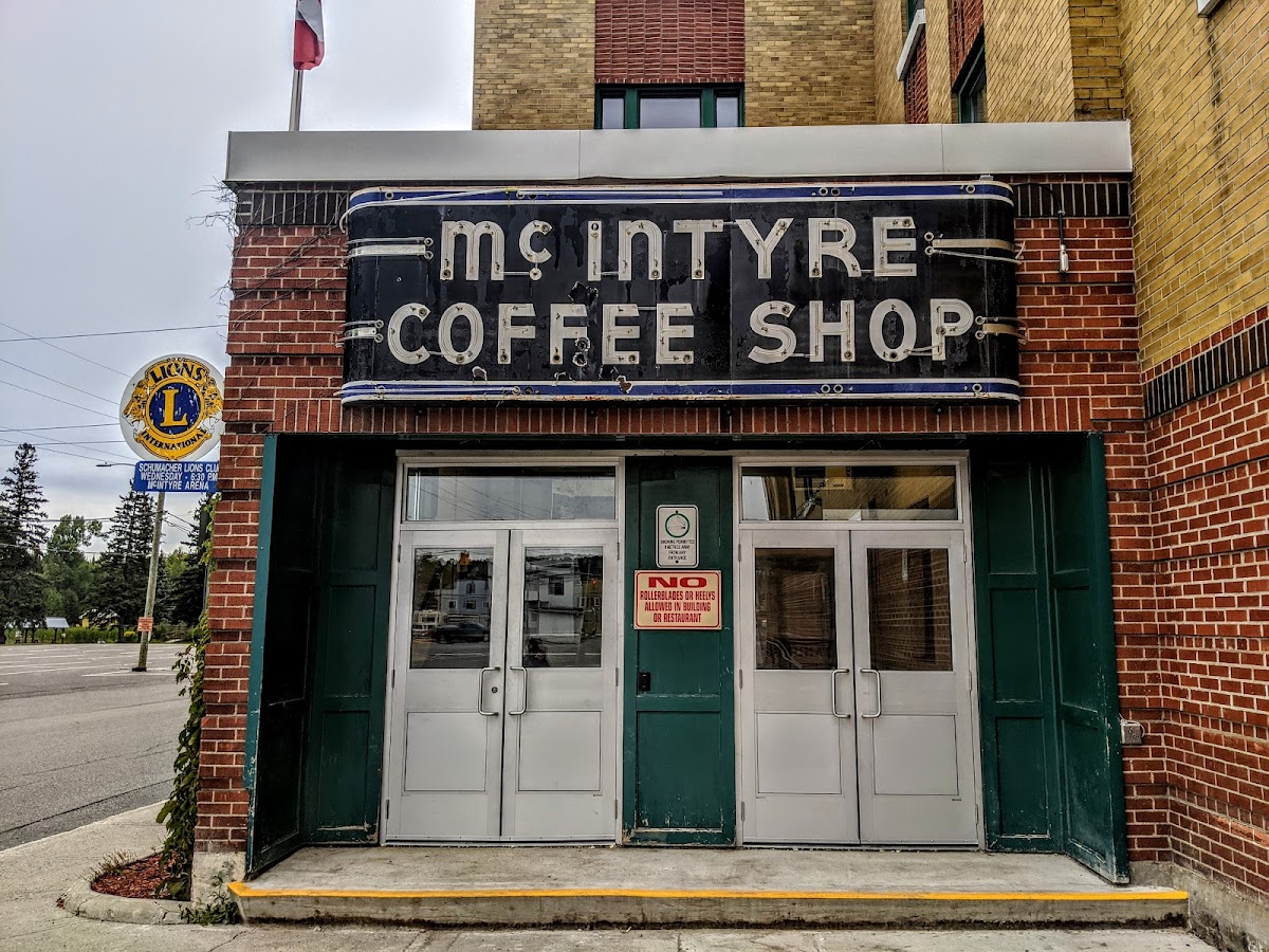 McIntyre Coffee Shop - Photo 4