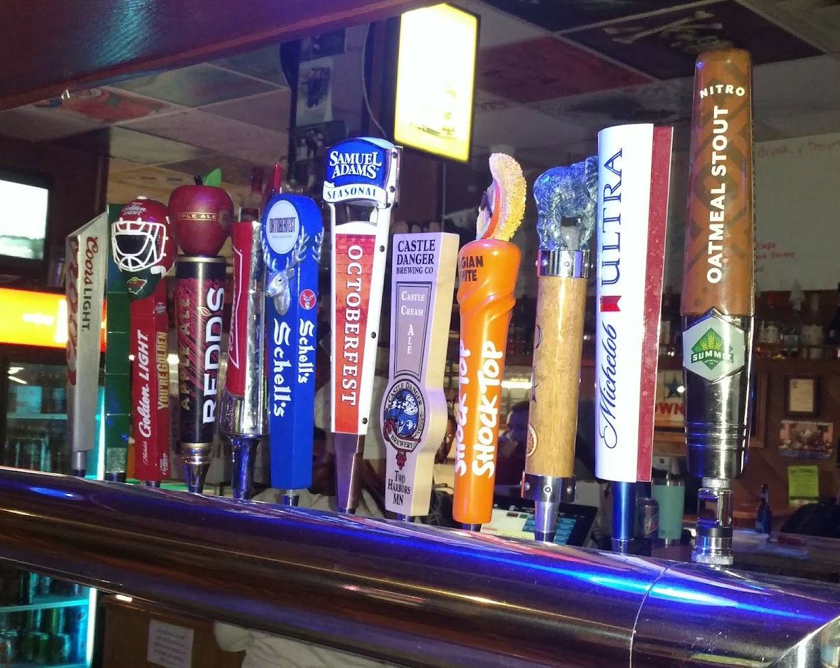 Reggie's Brewhouse - Photo 8