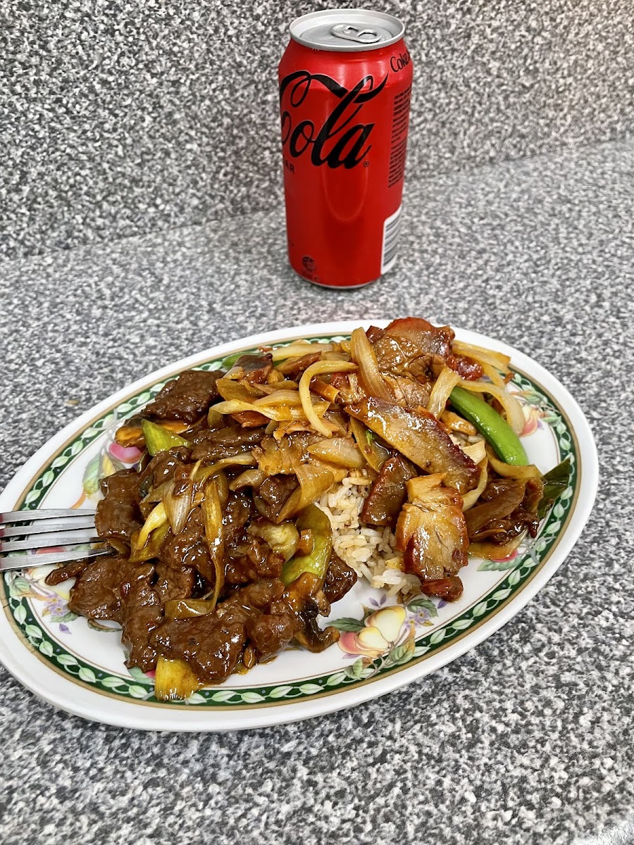 Wong Kee Fast Food - Photo 6