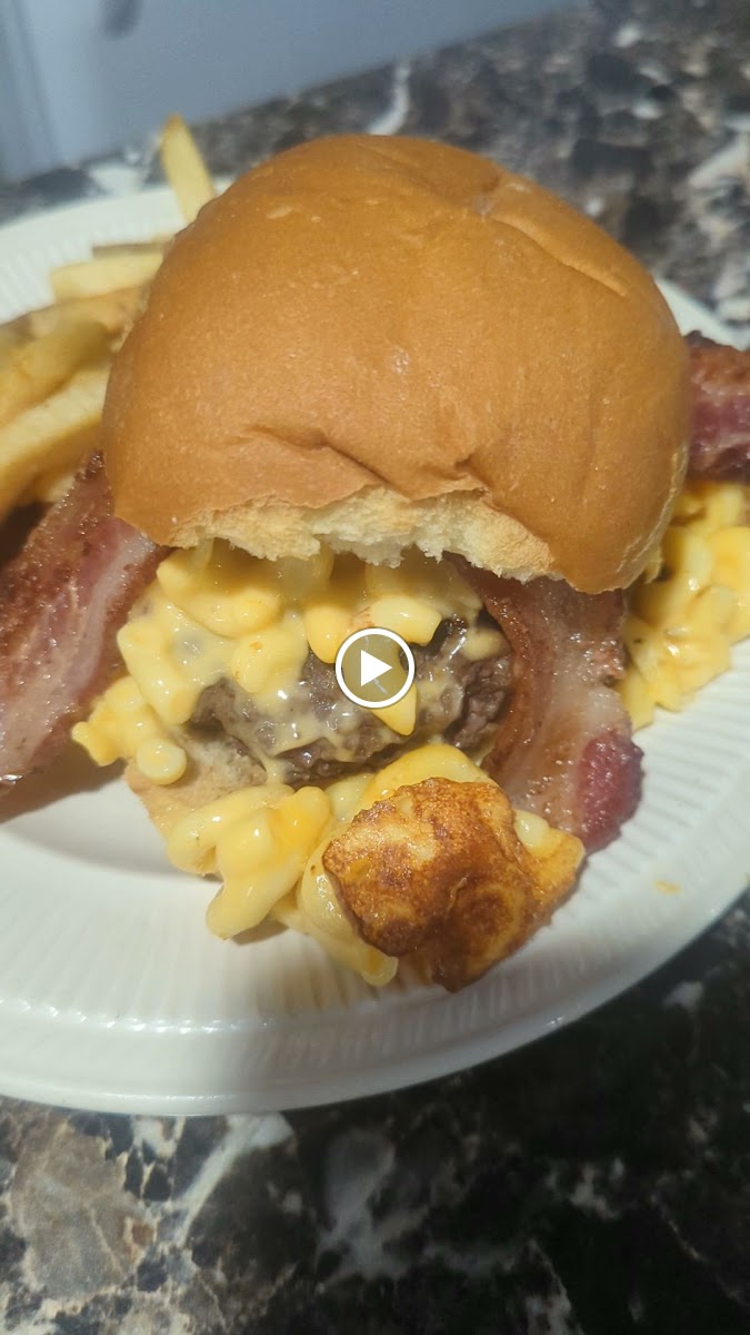K & J'S Kitchen - Photo 1