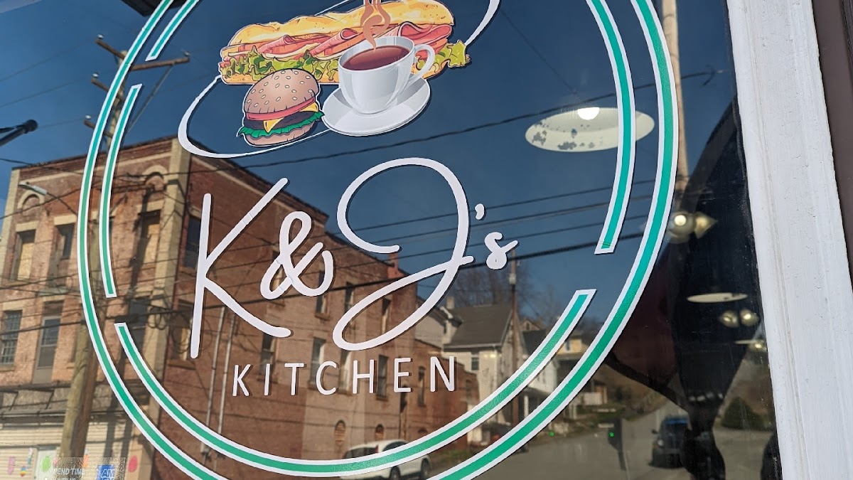 K & J'S Kitchen - Photo 3
