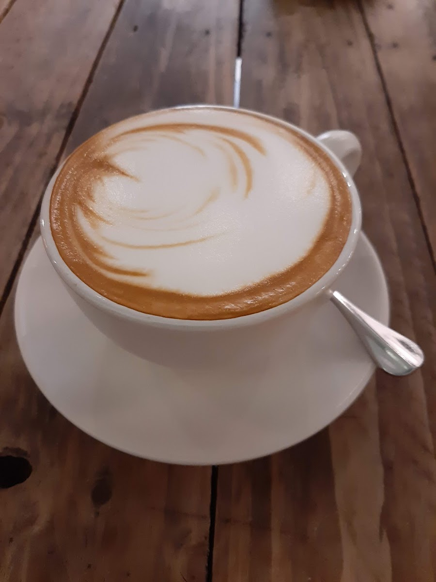 The Mugshot Cafe - Photo 7