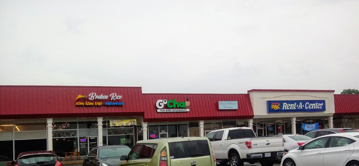 Little Saigon Plaza - Photo 2
