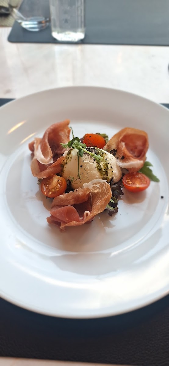 Bavette Italian Steakhouse - Photo 6