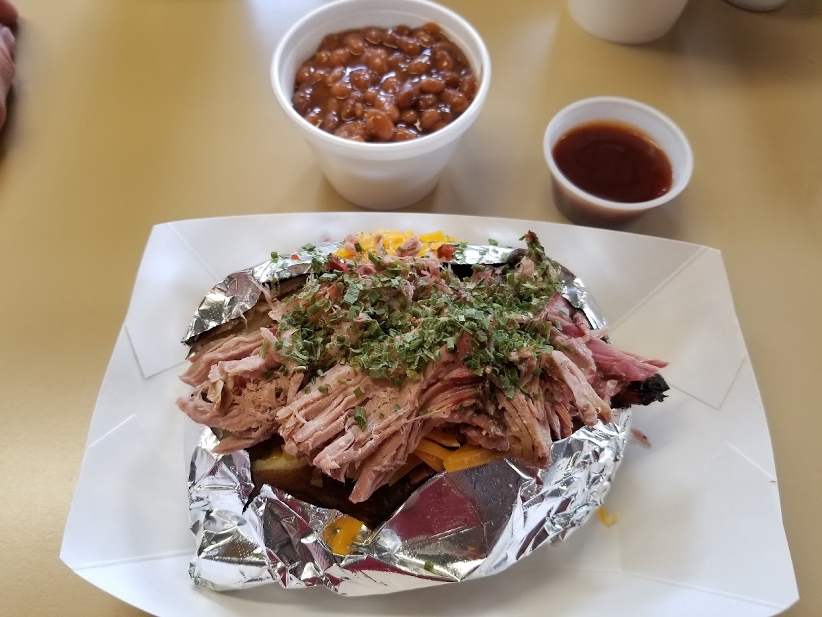 Sally's Smokin Butt BBQ - Photo 1