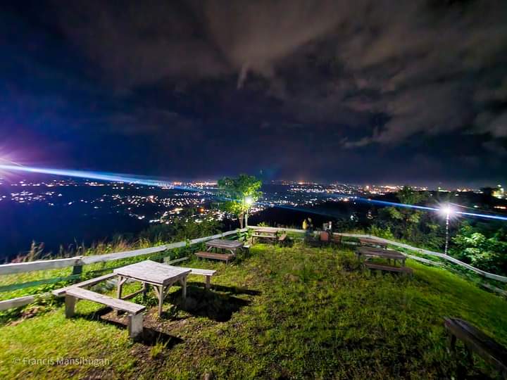 Skygazer Overlooking Restaurant and Eventsplace - Photo 3
