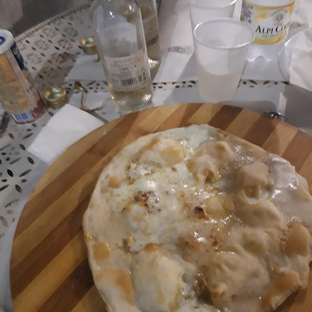 Focaccia Al Formaggio