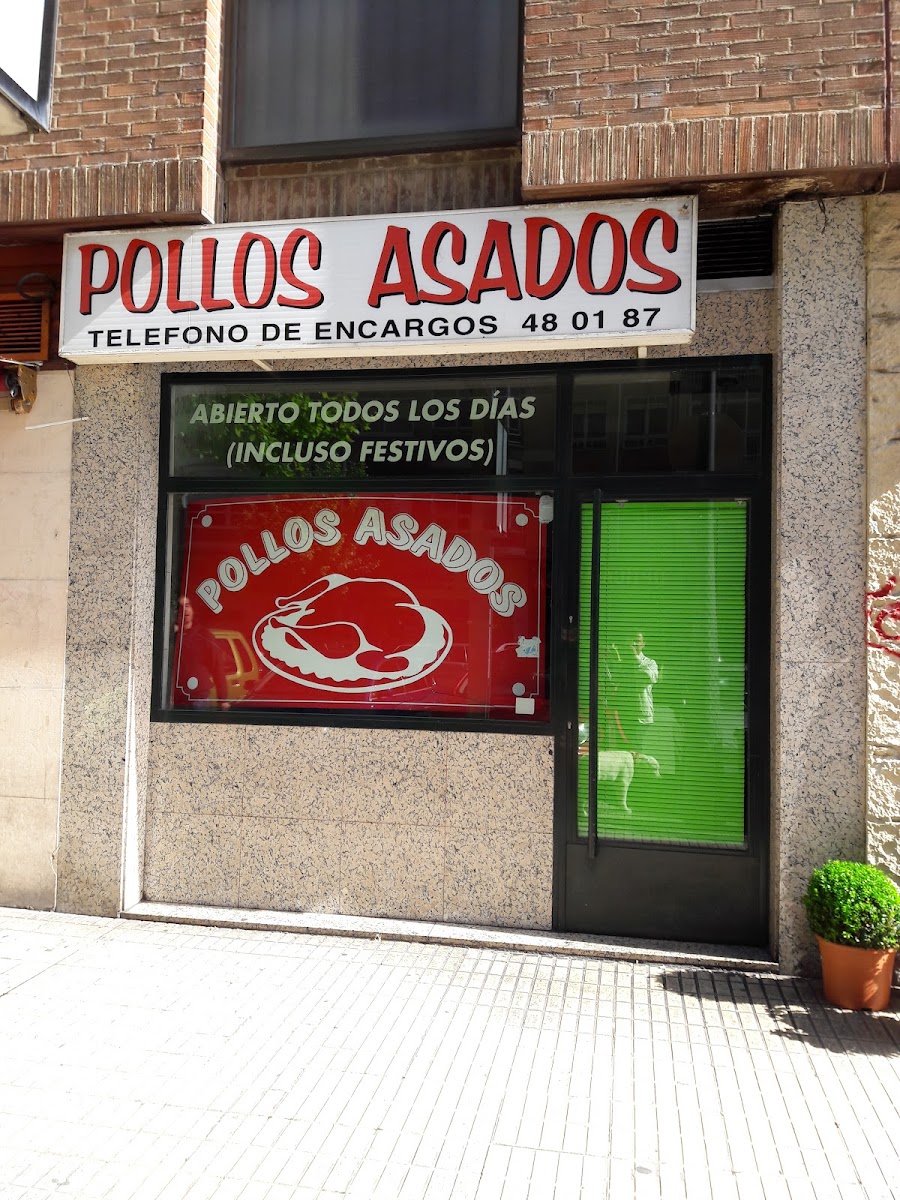 Asador de Pollos Federico García Lorca - Photo 1