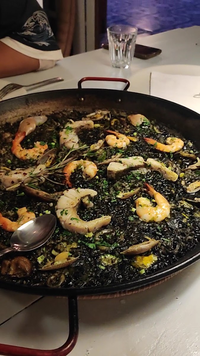 La Petita Paella Restaurant - Photo 1