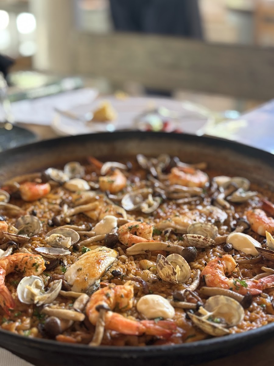 La Petita Paella Restaurant - Photo 3