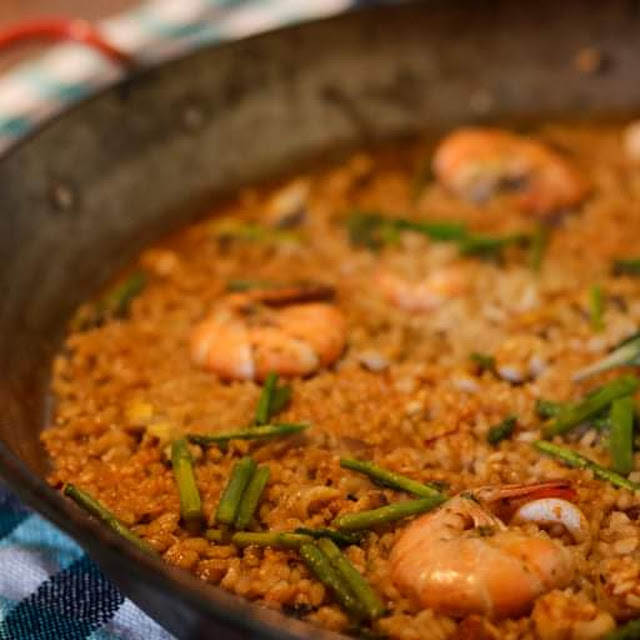 Sea and Mountain Paella