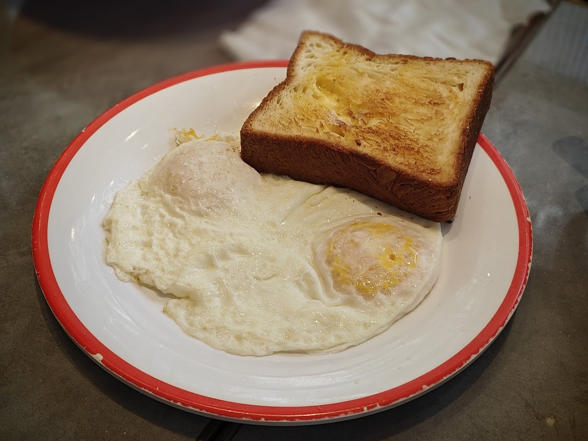 Red City Cafe (Wan Chai) - Photo 7