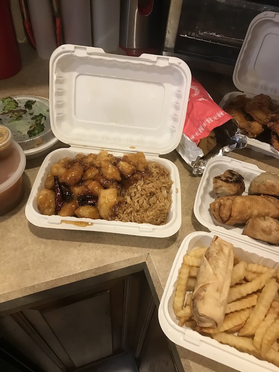 Islander Taste Chinese Restaurant - Photo 6