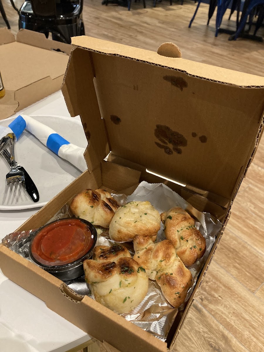 Late Shift Pizza and Wings - Photo 5